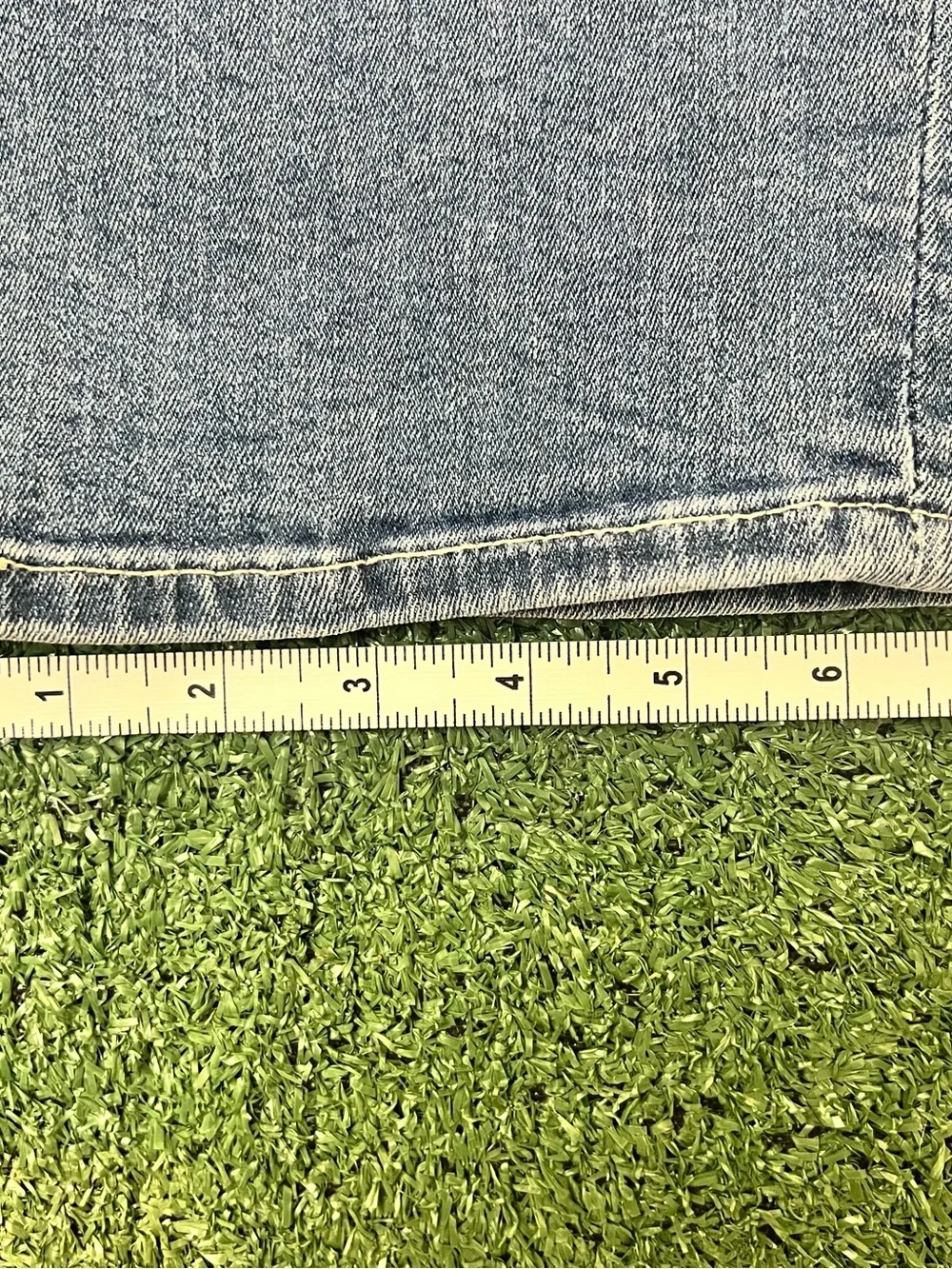 True Religion Rocco Relaxed Skinny Jeans Light Blue Men’s Size 38 X 32